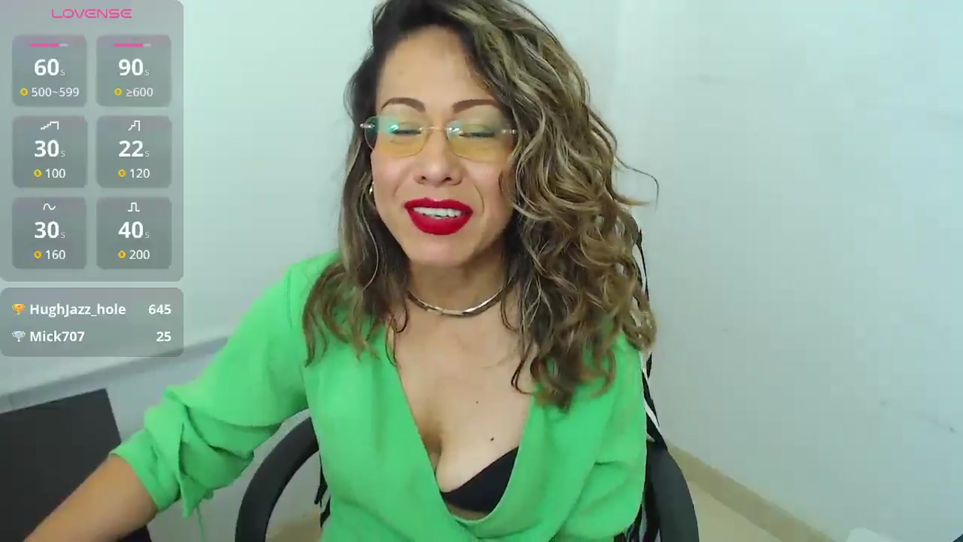 Gallery image thumbnail from office_secret's myfreecams stream on, 07/29/2025, 17:34 image 15 of 20