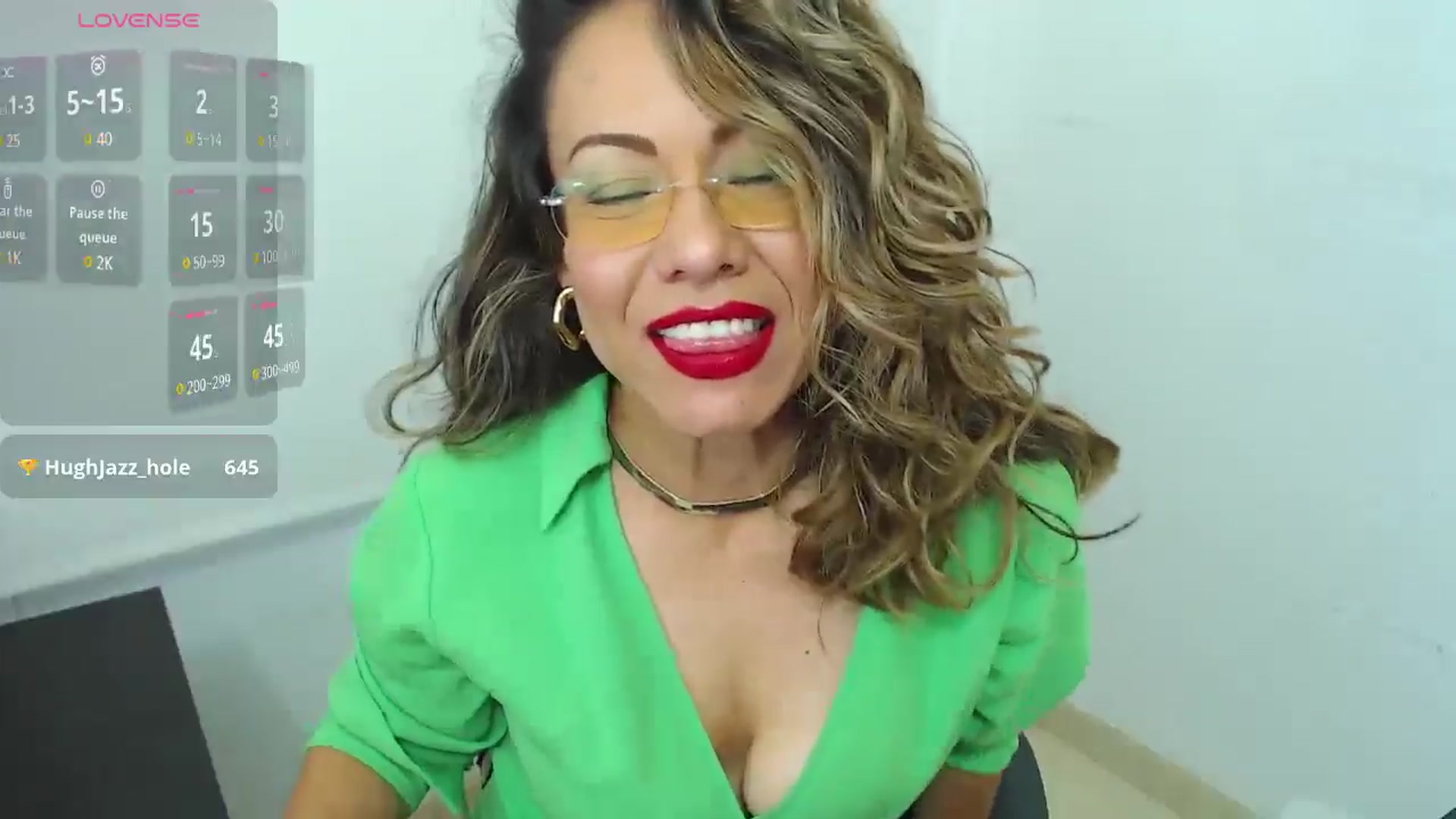 Gallery image thumbnail from office_secret's myfreecams stream on, 07/29/2025, 17:34 image 14 of 20