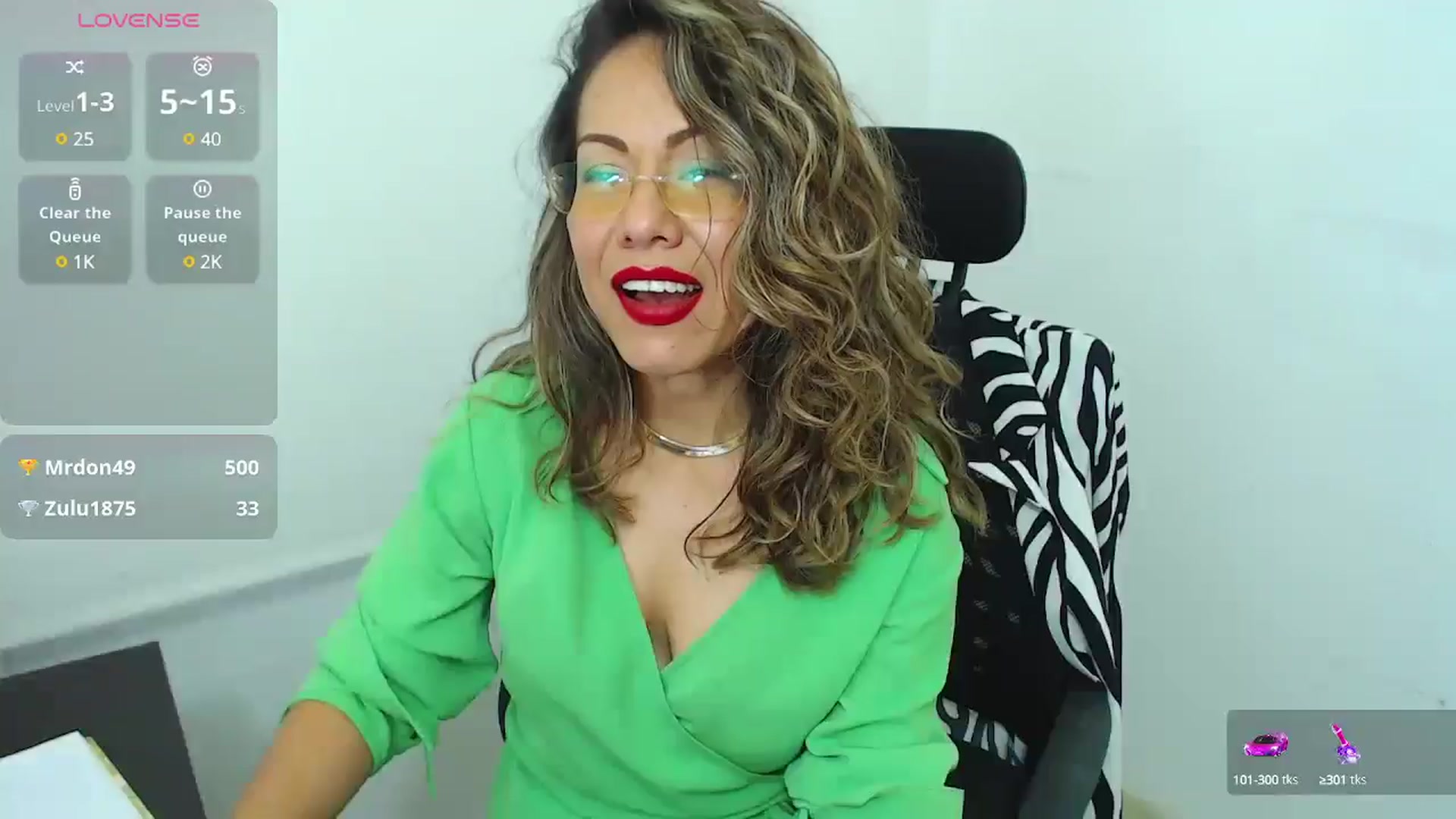 Gallery image thumbnail from office_secret's myfreecams stream on, 07/29/2025, 19:39 image 19 of 20