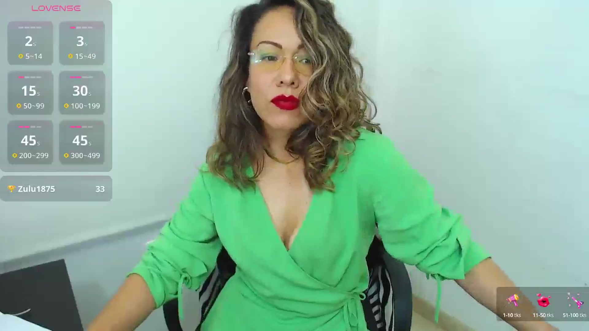 Gallery image thumbnail from office_secret's myfreecams stream on, 07/29/2025, 19:39 image 9 of 20