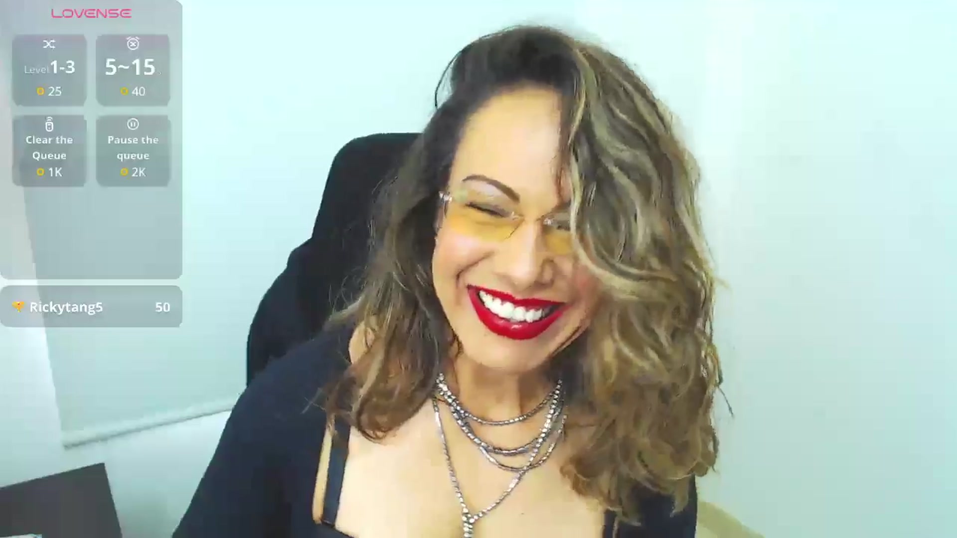 Gallery image thumbnail from office_secret's myfreecams stream on, 08/01/2025, 18:09 image 12 of 20