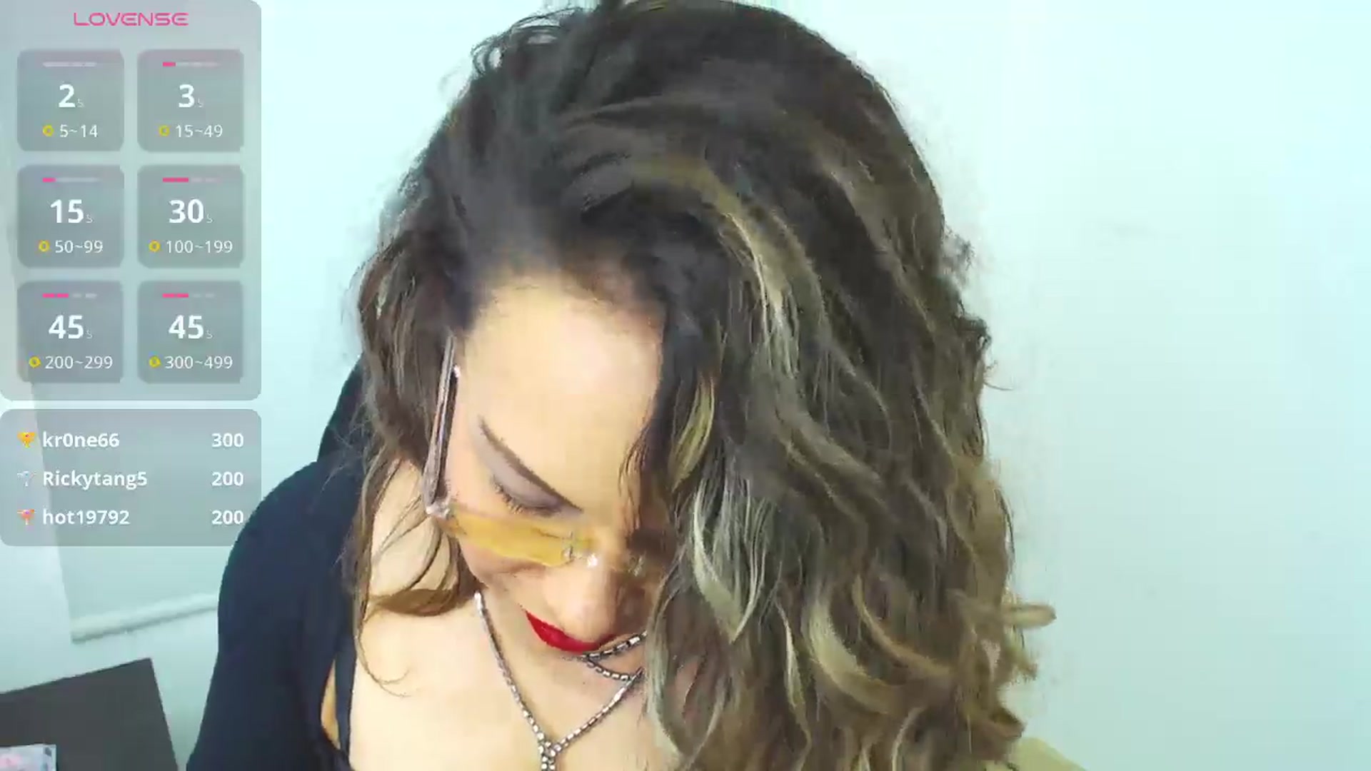 Gallery image thumbnail from office_secret's myfreecams stream on, 08/01/2025, 19:29 image 4 of 20