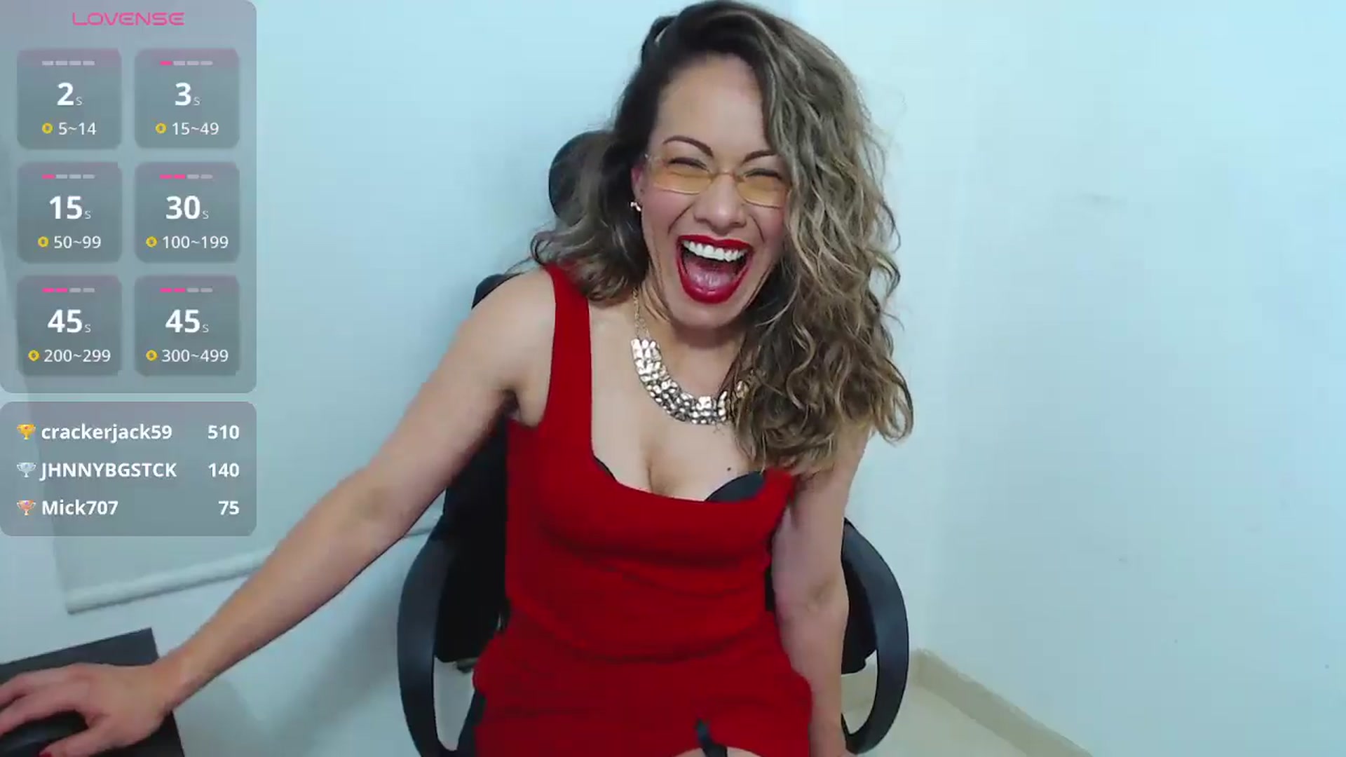 Gallery image thumbnail from office_secret's myfreecams stream on, 08/07/2025, 19:56 image 15 of 20