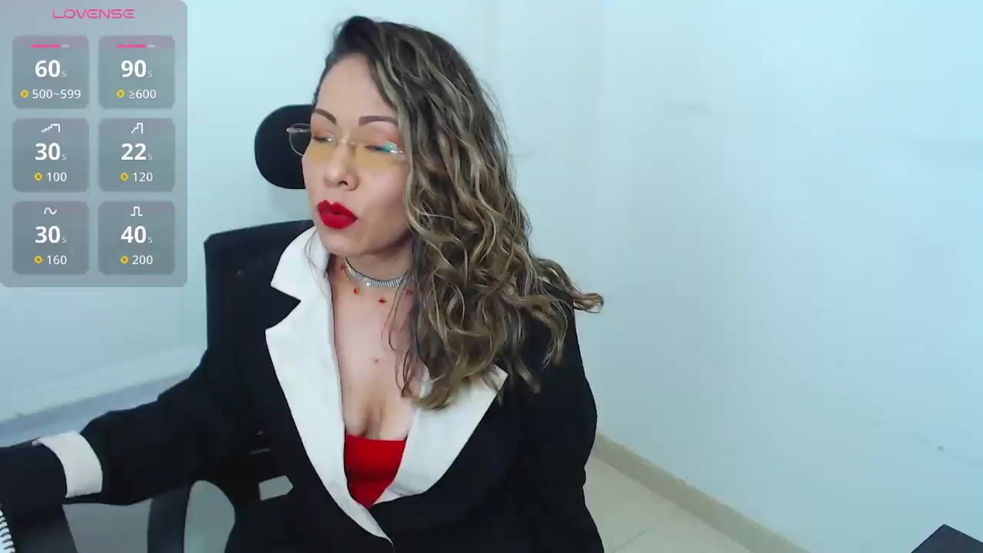 Gallery image thumbnail from office_secret's myfreecams stream on, 08/12/2025, 17:50 image 1 of 20