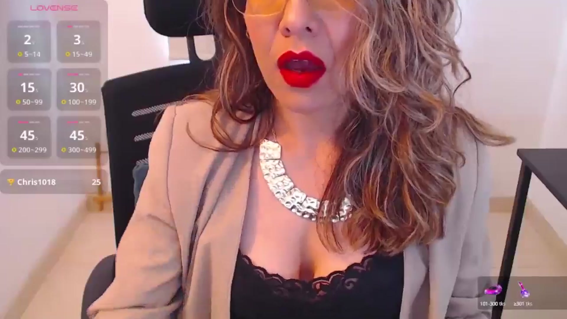 Gallery image thumbnail from office_secret's myfreecams stream on, 08/18/2025, 17:48 image 3 of 20