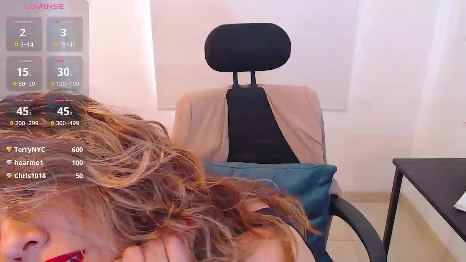 Gallery image thumbnail from office_secret's myfreecams stream on, 08/18/2025, 19:10 image 7 of 20