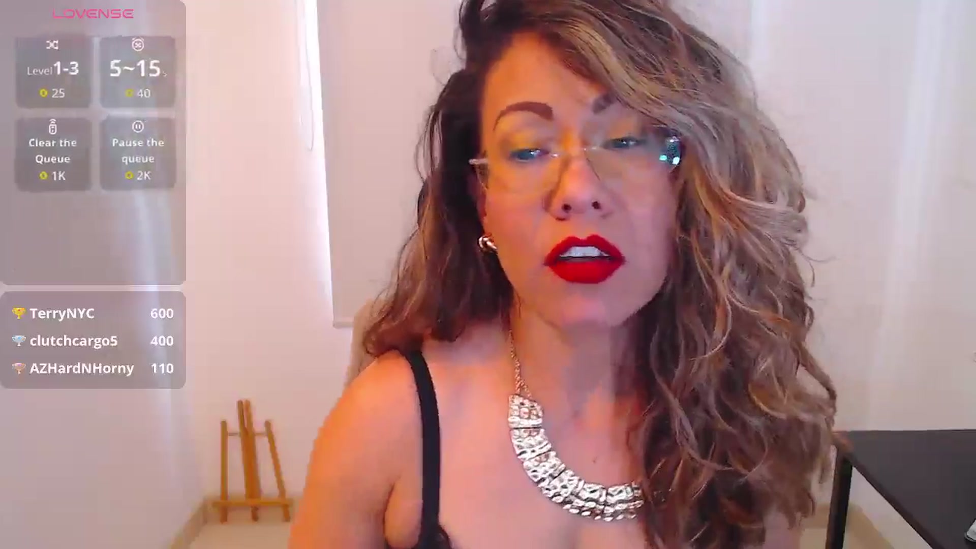 Gallery image thumbnail from office_secret's myfreecams stream on, 08/18/2025, 20:08 image 10 of 20