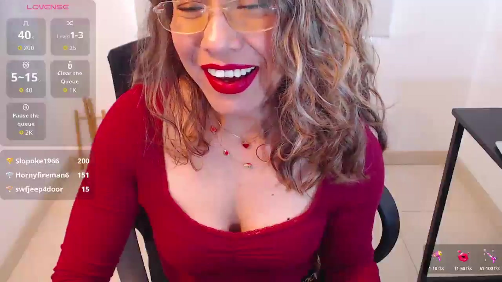 Gallery image thumbnail from office_secret's myfreecams stream on, 08/21/2025, 17:52 image 8 of 20