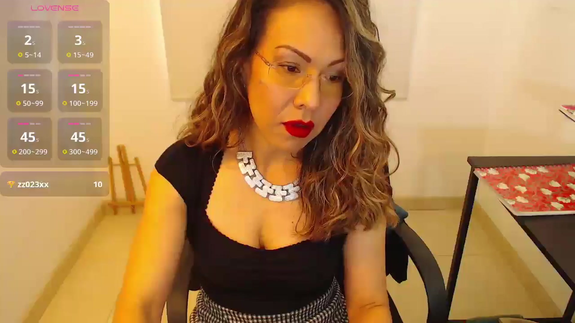 Gallery image thumbnail from office_secret's myfreecams stream on, 08/25/2025, 19:34 image 9 of 20