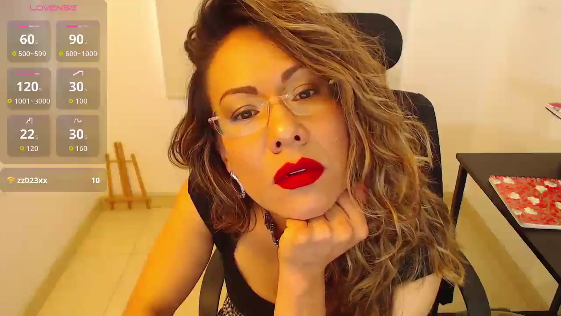 Gallery image thumbnail from office_secret's myfreecams stream on, 08/25/2025, 19:34 image 10 of 20