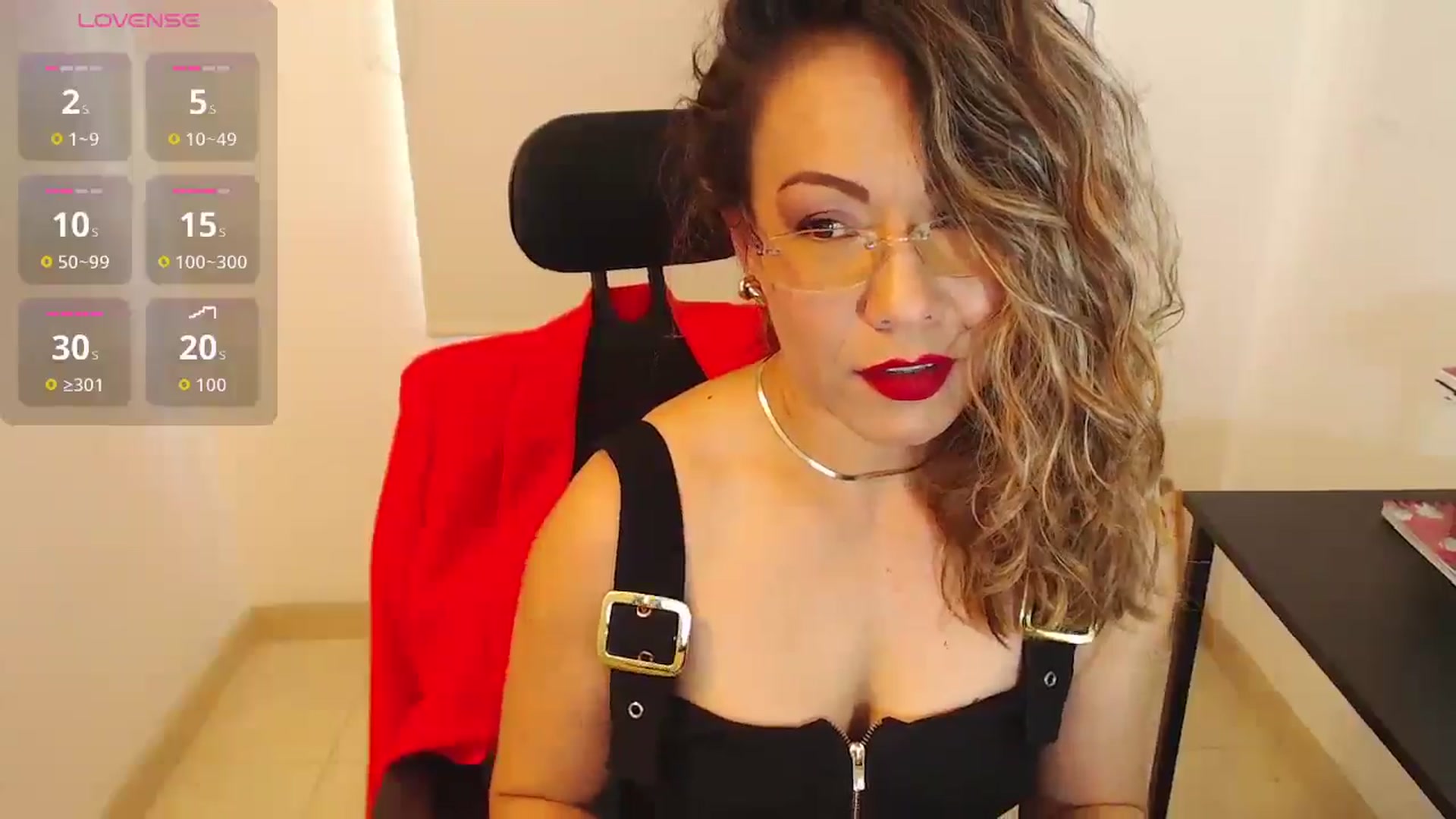 Gallery image thumbnail from office_secret's myfreecams stream on, 08/29/2025, 17:38 image 2 of 20