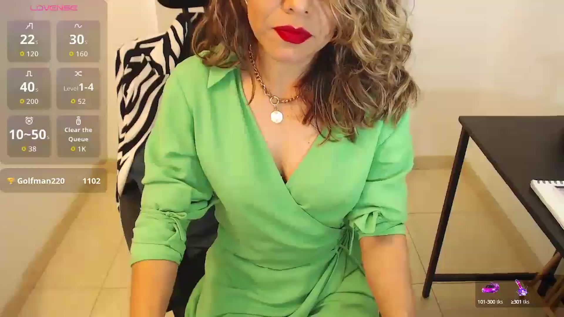 Gallery image thumbnail from office_secret's myfreecams stream on, 09/01/2025, 18:02 image 9 of 20