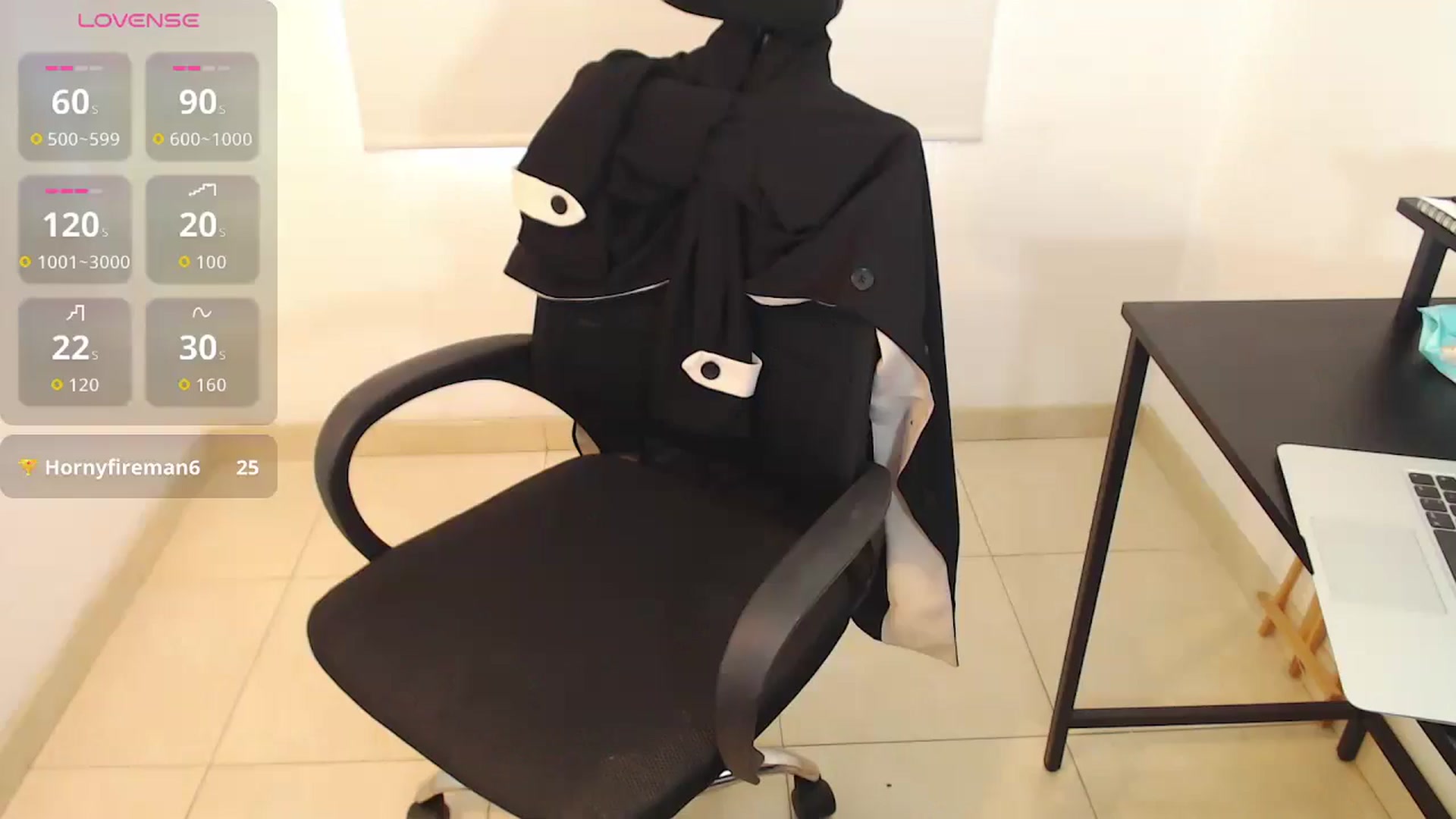 Gallery image thumbnail from office_secret's myfreecams stream on, 09/08/2025, 17:34 image 11 of 20