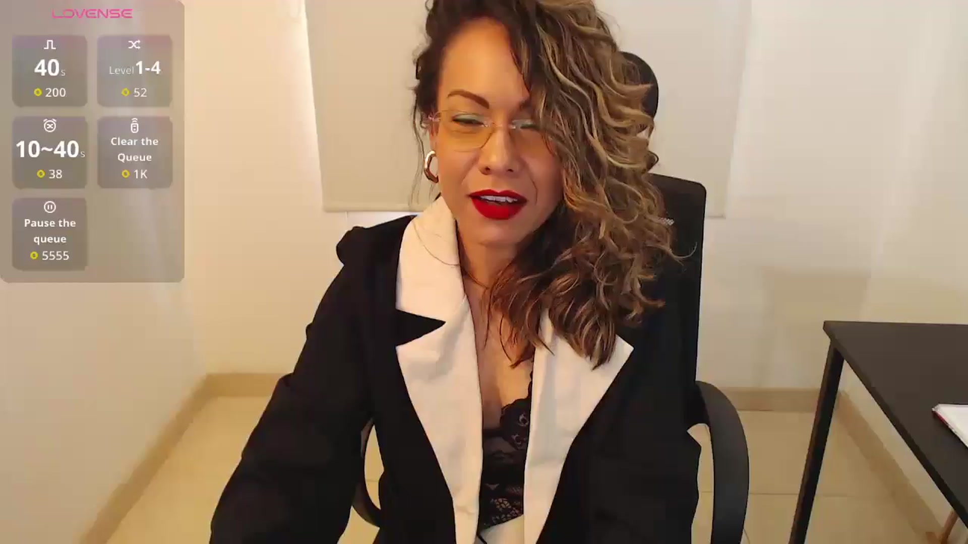 Gallery image thumbnail from office_secret's myfreecams stream on, 09/09/2025, 16:31 image 1 of 20