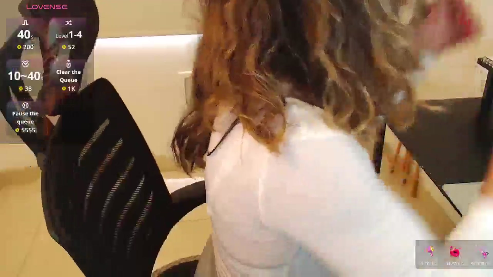 Gallery image thumbnail from office_secret's myfreecams stream on, 09/22/2025, 17:53 image 15 of 20