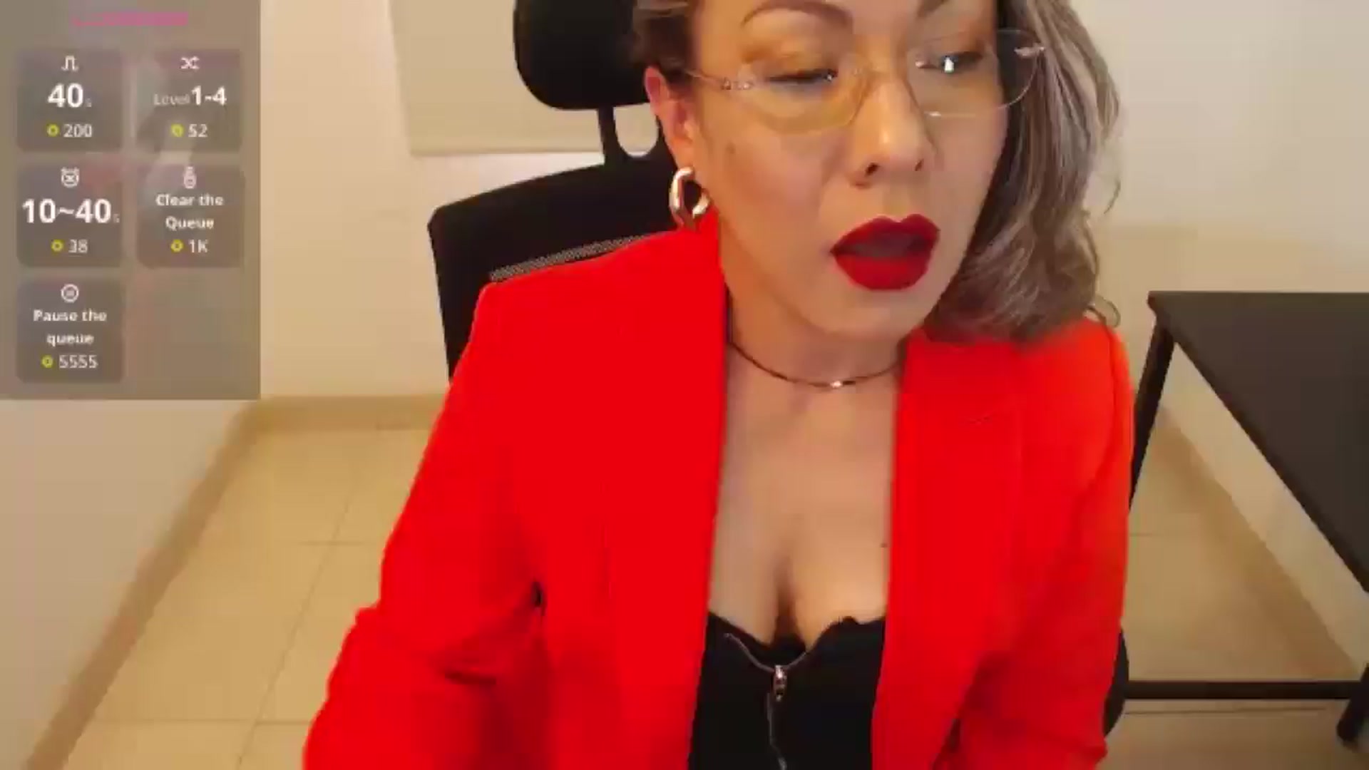 Gallery image thumbnail from office_secret's myfreecams stream on, 10/02/2025, 17:34 image 4 of 20