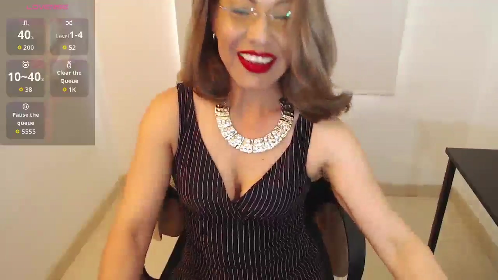 Gallery image thumbnail from office_secret's myfreecams stream on, 10/03/2025, 17:32 image 2 of 20