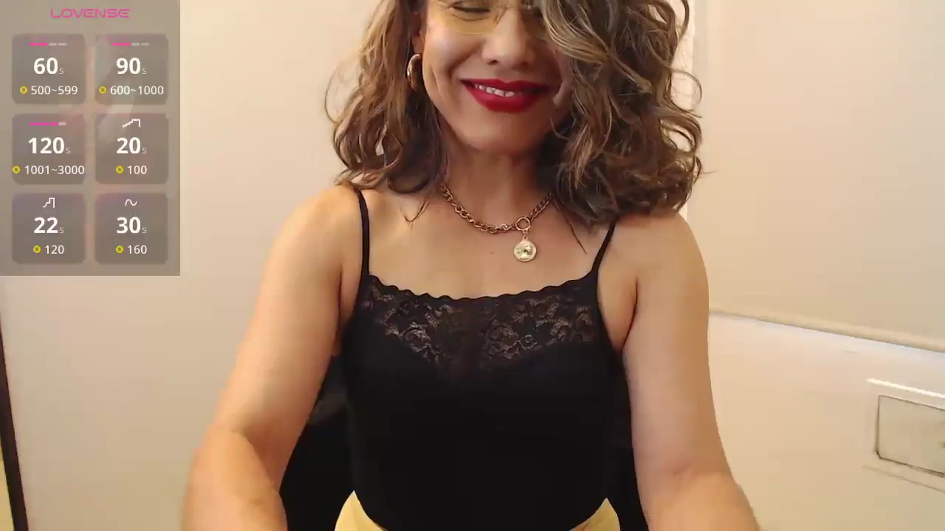 Gallery image thumbnail from office_secret's myfreecams stream on, 10/06/2025, 20:24 image 5 of 20