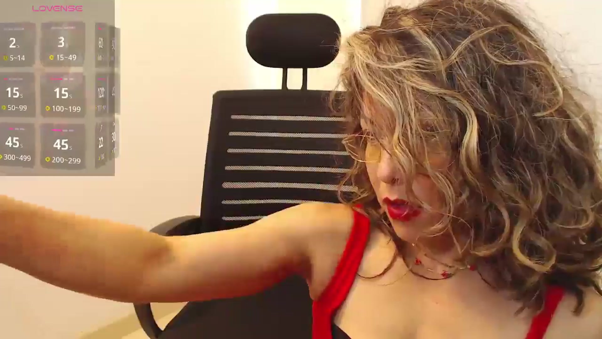 Gallery image thumbnail from office_secret's myfreecams stream on, 10/24/2025, 19:33 image 15 of 20
