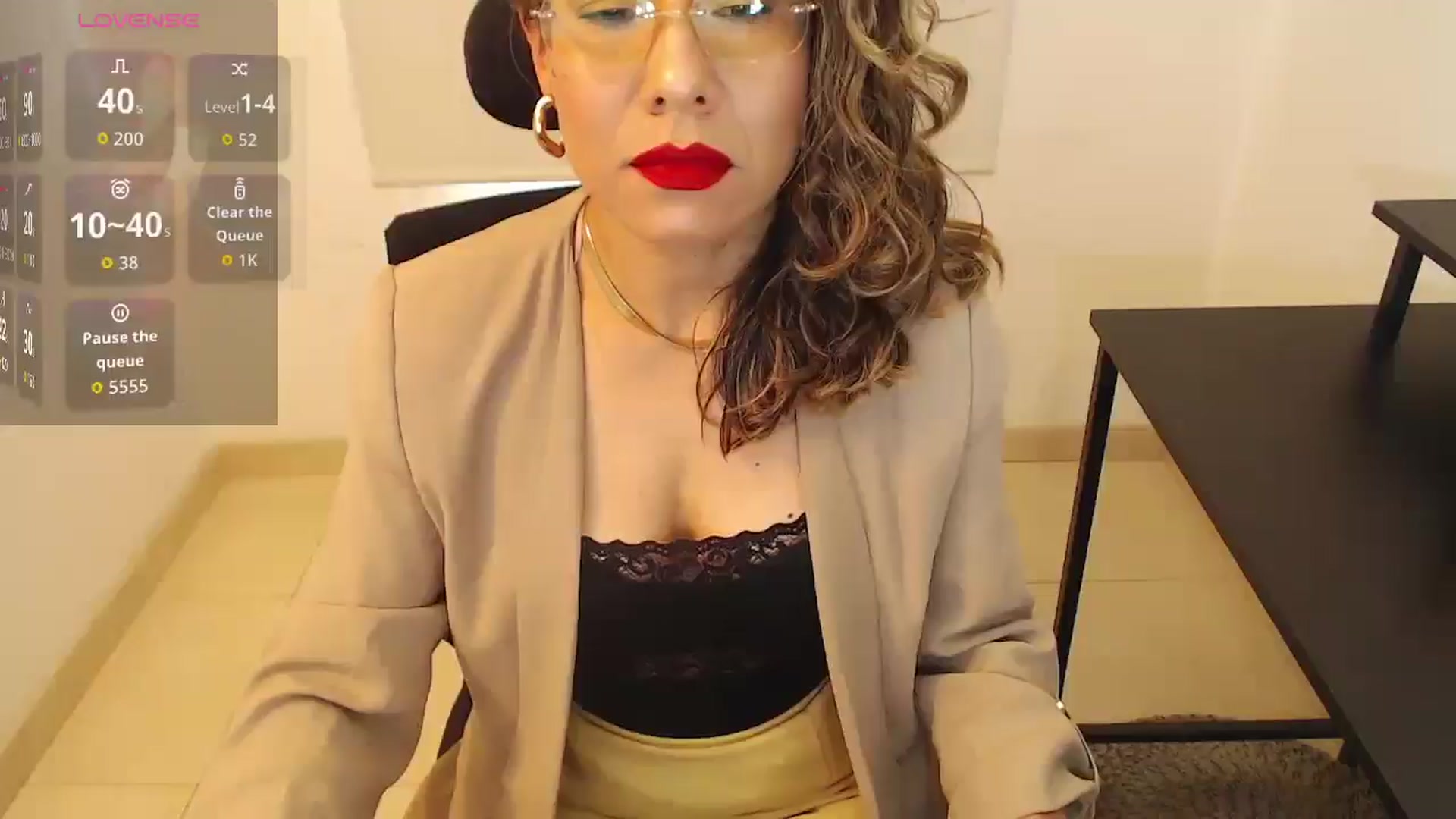 Gallery image thumbnail from office_secret's myfreecams stream on, 11/07/2025, 17:03 image 1 of 20