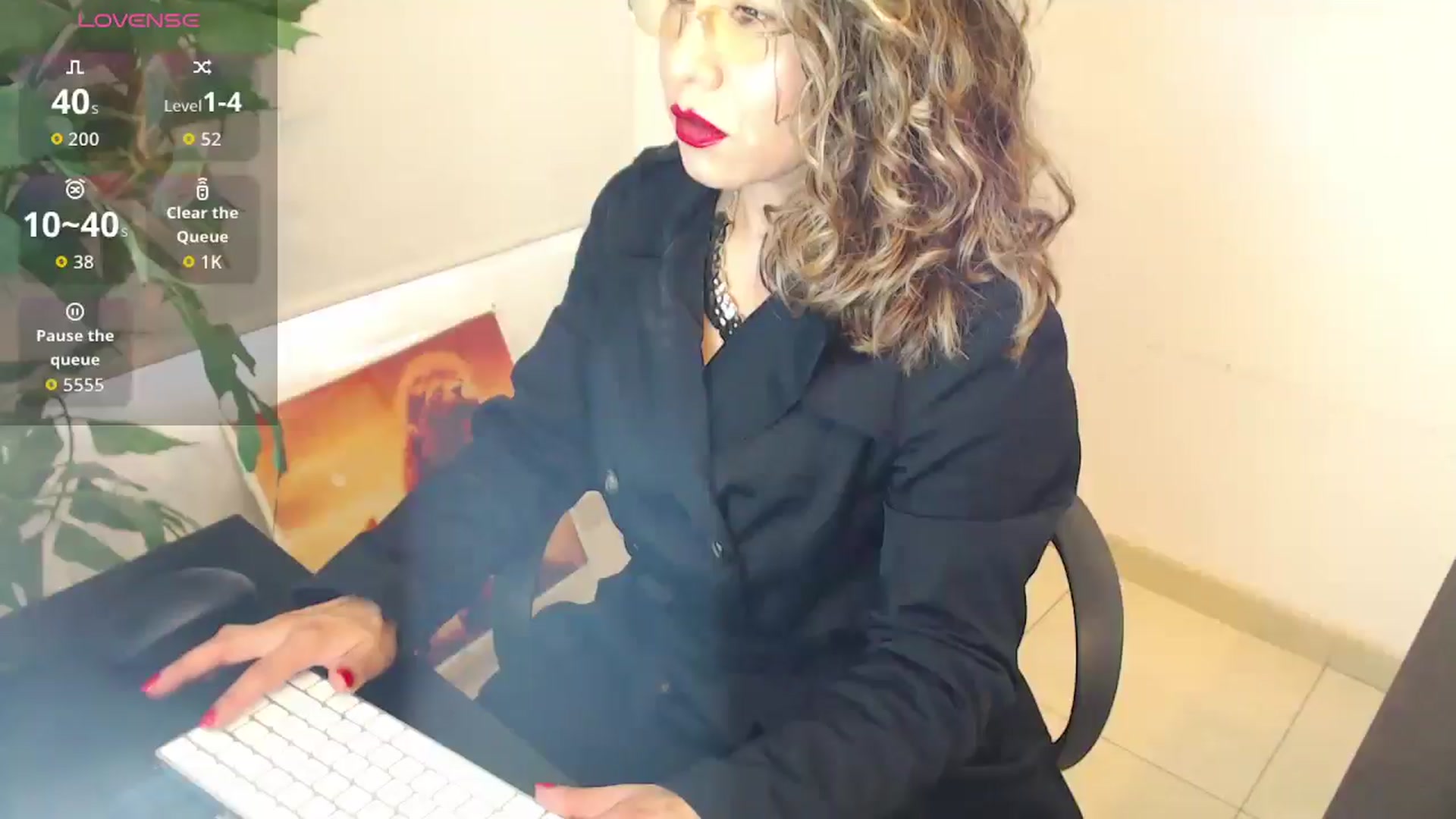 Gallery image thumbnail from office_secret's myfreecams stream on, 12/01/2025, 18:42 image 1 of 20