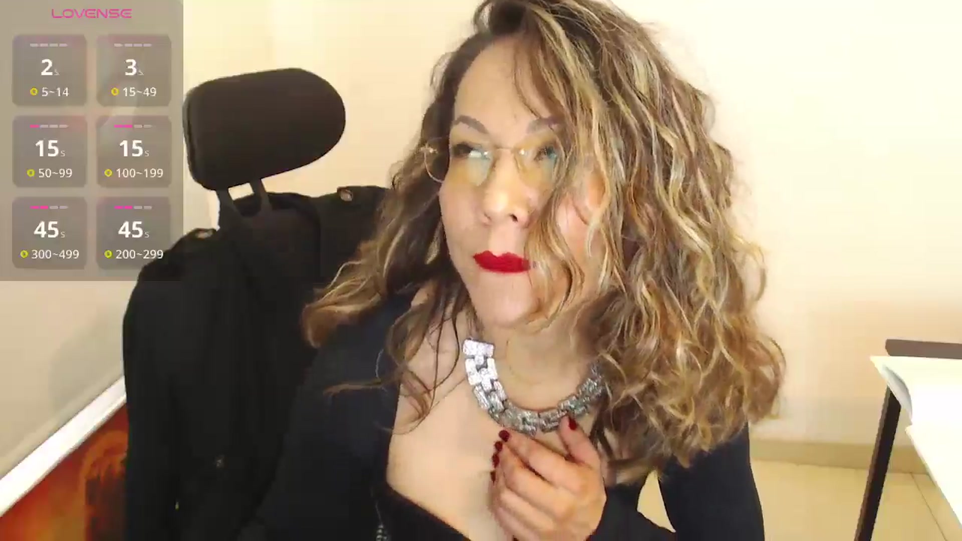 Gallery image thumbnail from office_secret's myfreecams stream on, 02/17/2026, 18:13 image 8 of 20