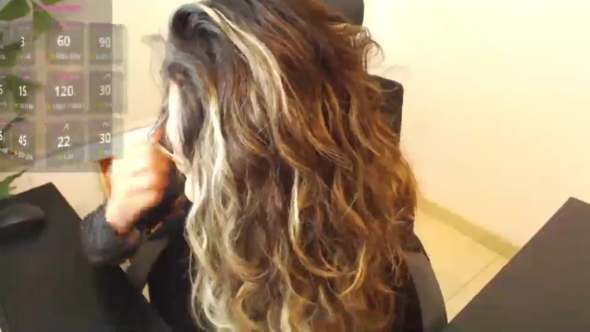 Gallery image thumbnail from office_secret's myfreecams stream on, 04/16/2026, 17:41 image 6 of 20
