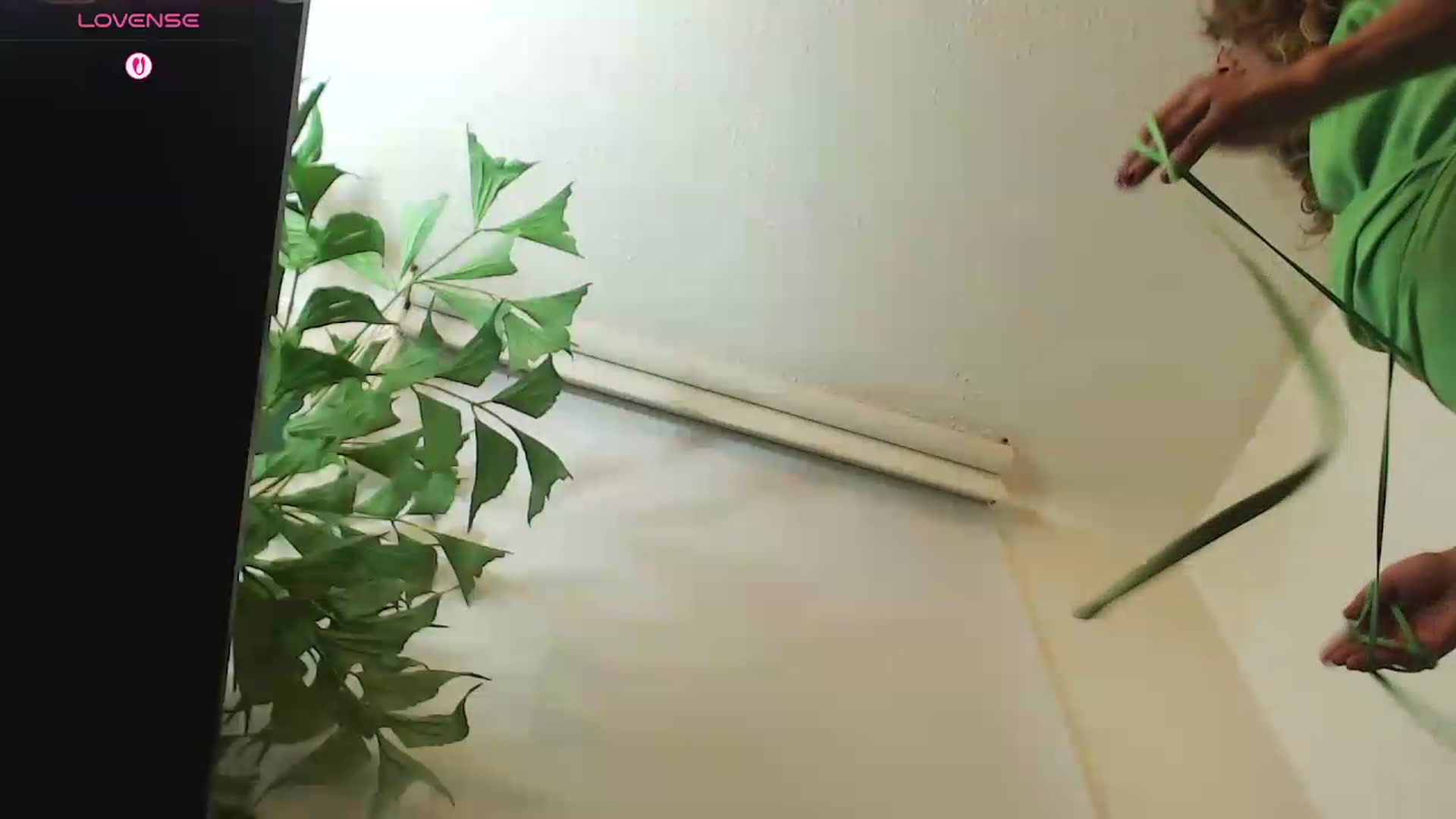 Gallery image thumbnail from office_secret's myfreecams stream on, 07/21/2026, 18:18 image 19 of 20