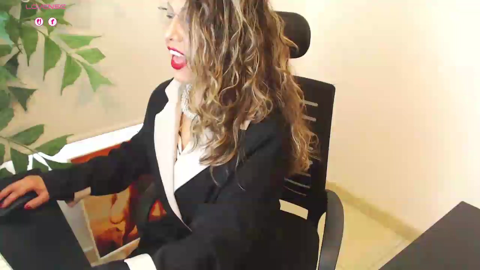 Gallery image thumbnail from office_secret's myfreecams stream on, 08/03/2026, 17:29 image 2 of 20