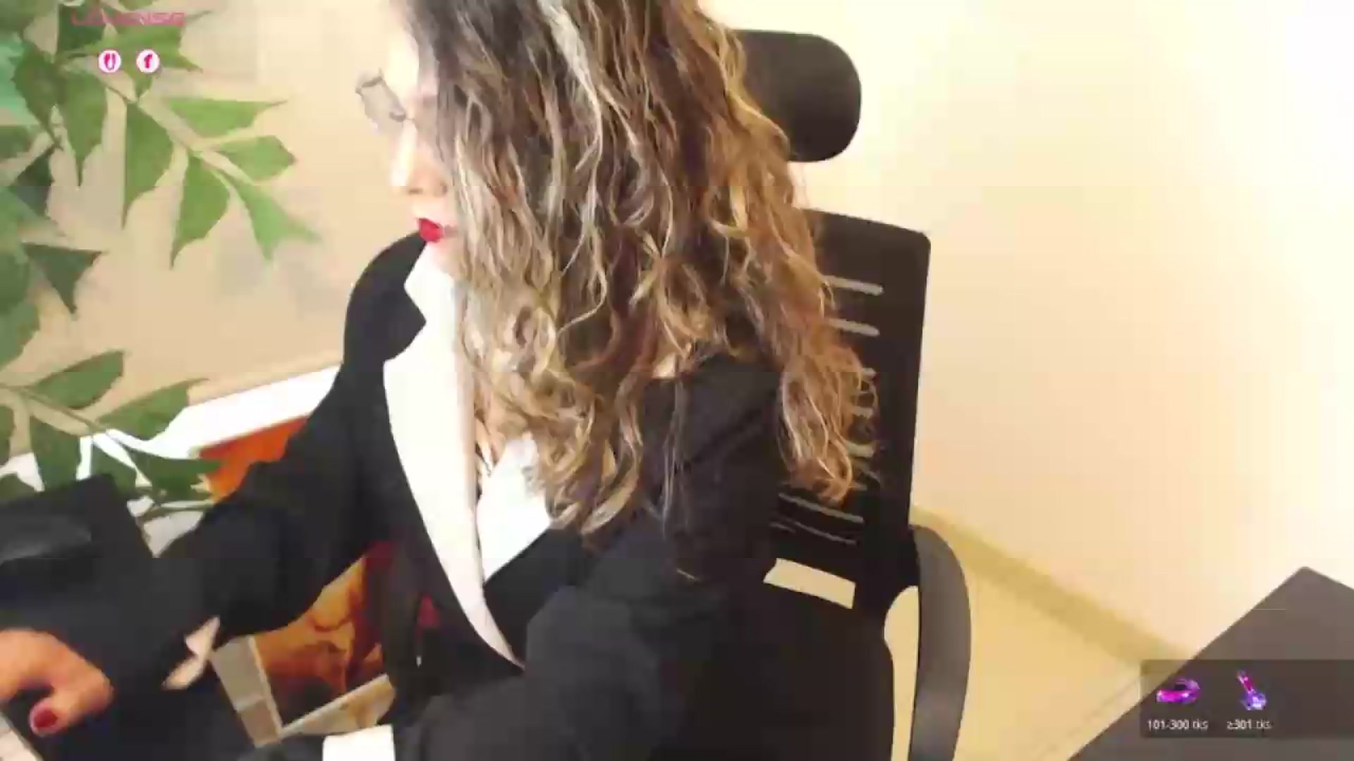 Gallery image thumbnail from office_secret's myfreecams stream on, 08/03/2026, 17:29 image 1 of 20