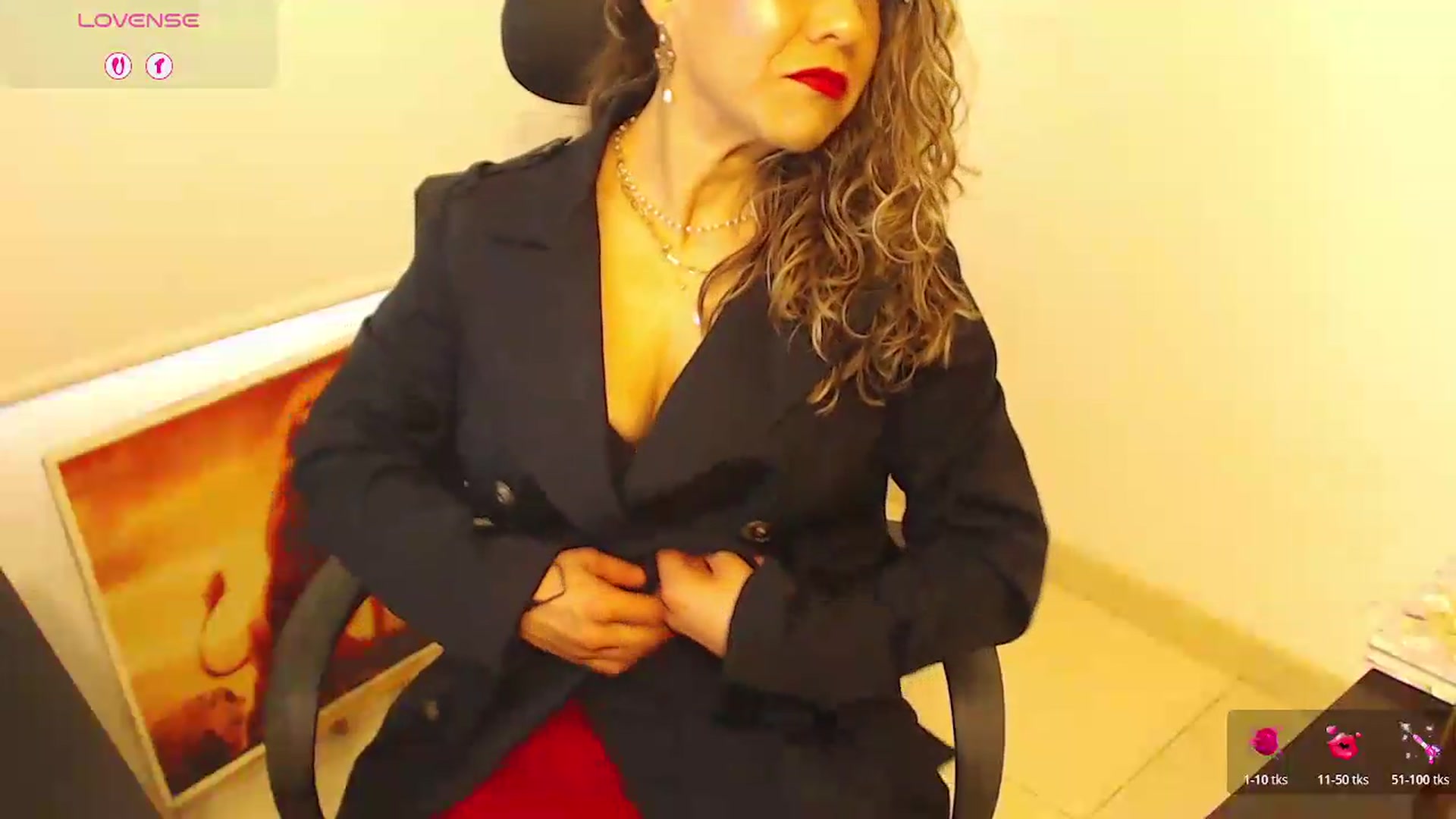 Gallery image thumbnail from office_secret's myfreecams stream on, 08/27/2026, 17:33 image 8 of 20