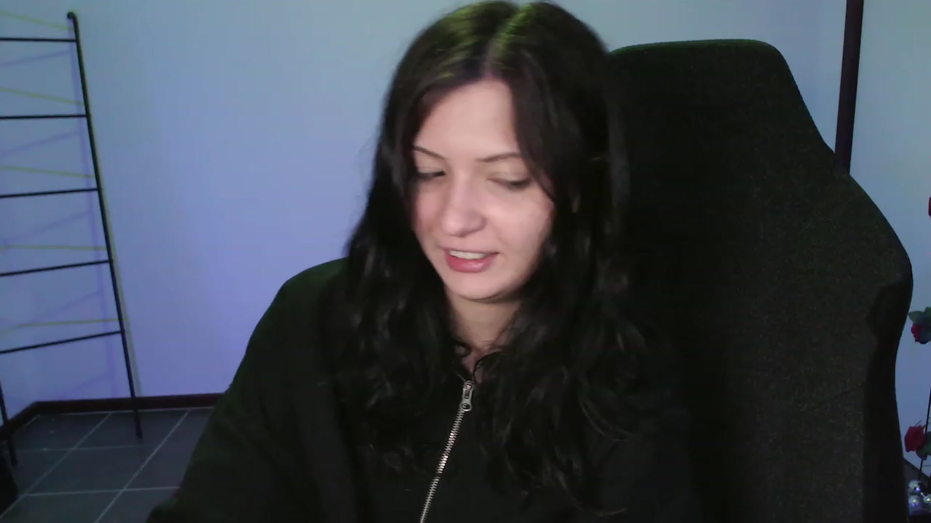 Gallery image thumbnail from offline's myfreecams stream on, 12/30/2023, 02:44 image 14 of 20