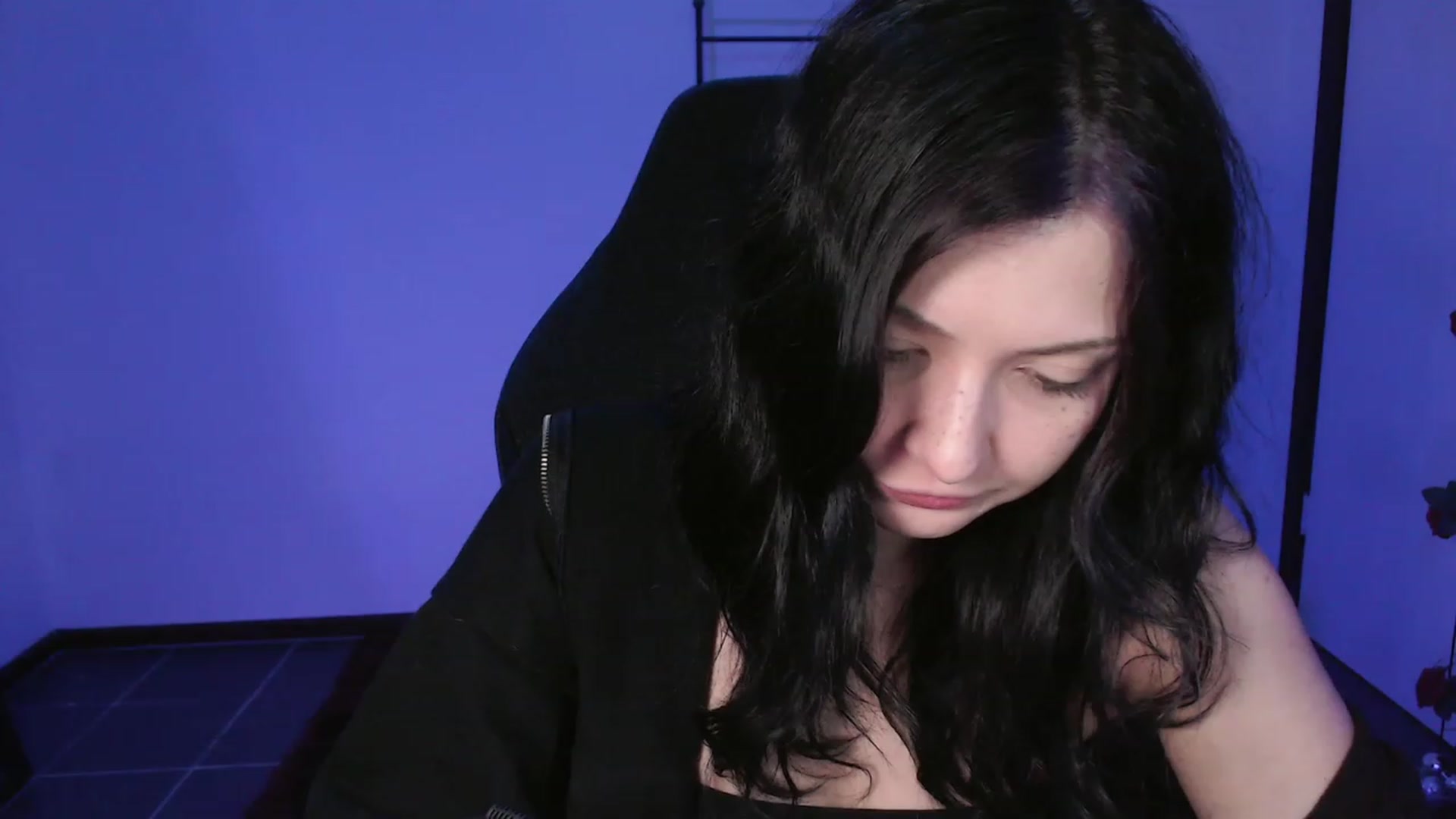 Gallery image thumbnail from offline's myfreecams stream on, 12/30/2023, 02:44 image 10 of 20
