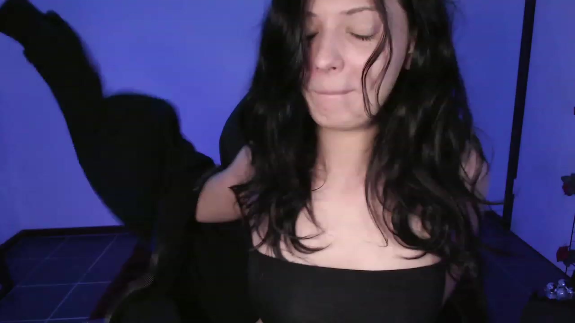 Gallery image thumbnail from offline's myfreecams stream on, 12/30/2023, 02:44 image 7 of 20