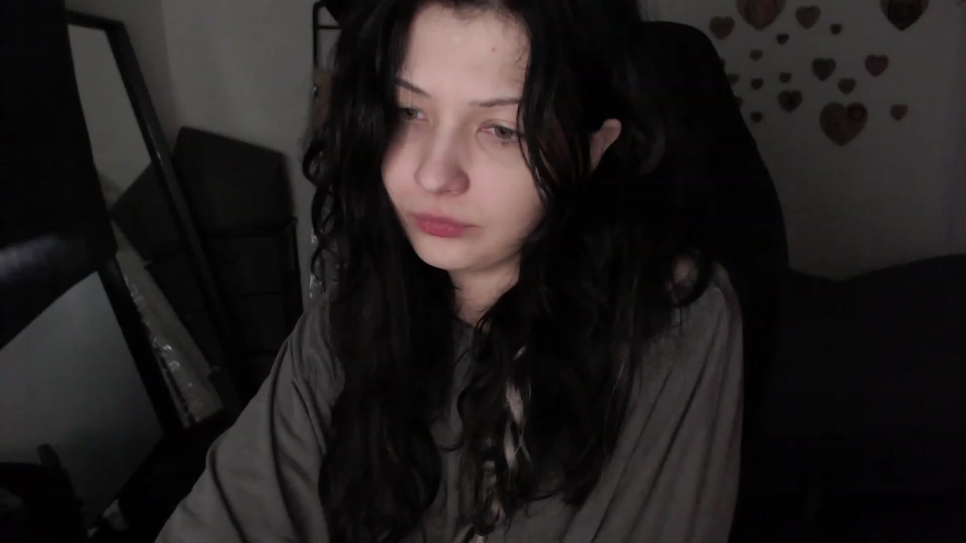 Gallery image thumbnail from oidRoomToAv's myfreecams stream on, 08/01/2023, 02:33 image 15 of 20