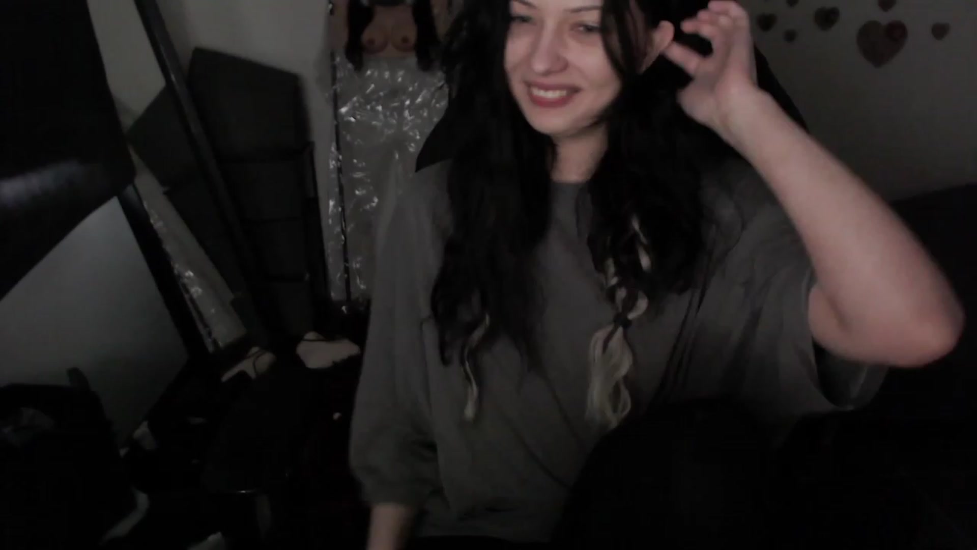 Gallery image thumbnail from oidRoomToAv's myfreecams stream on, 08/01/2023, 02:33 image 17 of 20