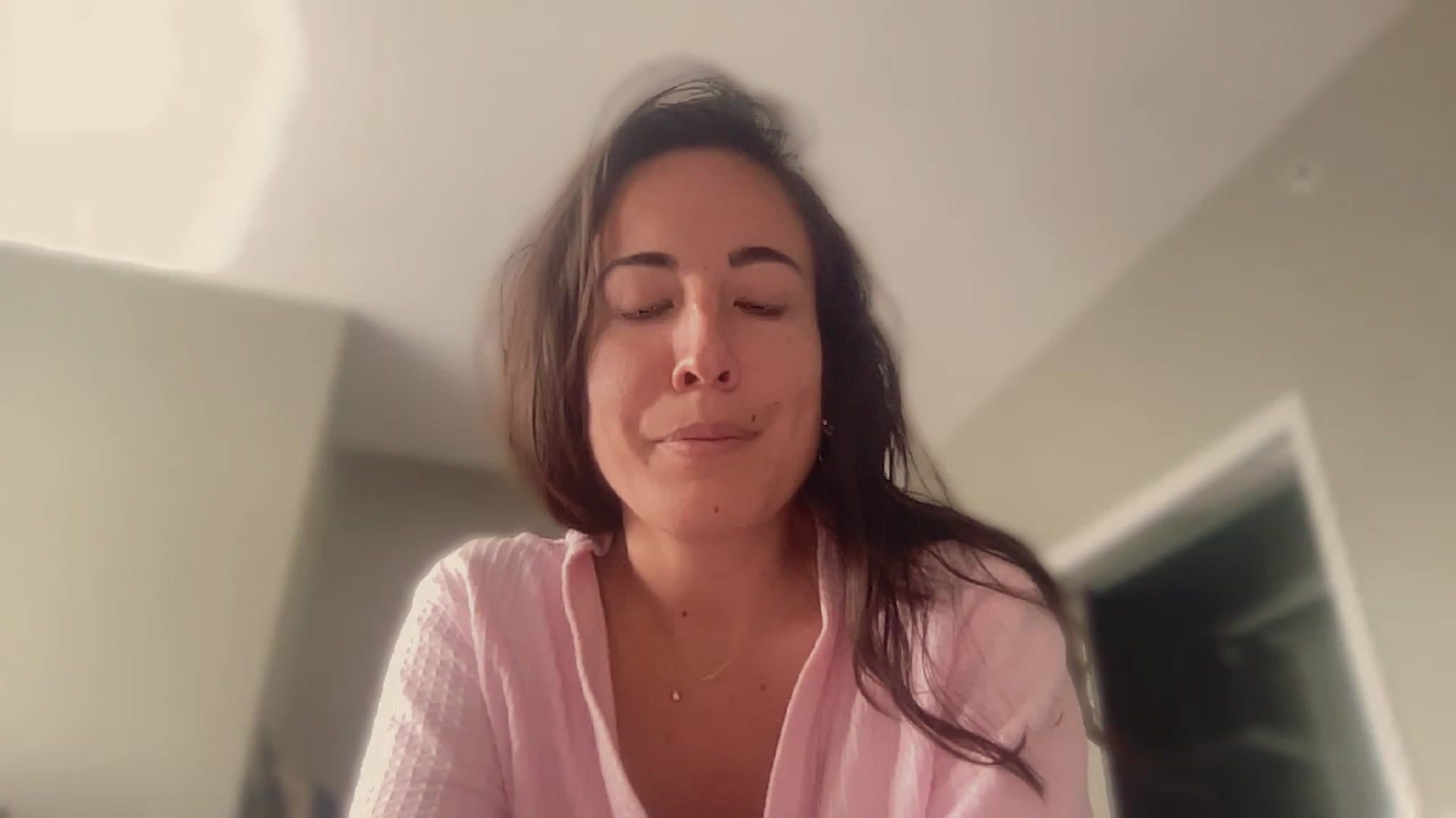Gallery image thumbnail from olivia_virgo's myfreecams stream on, 12/08/2022, 16:35 image 9 of 20