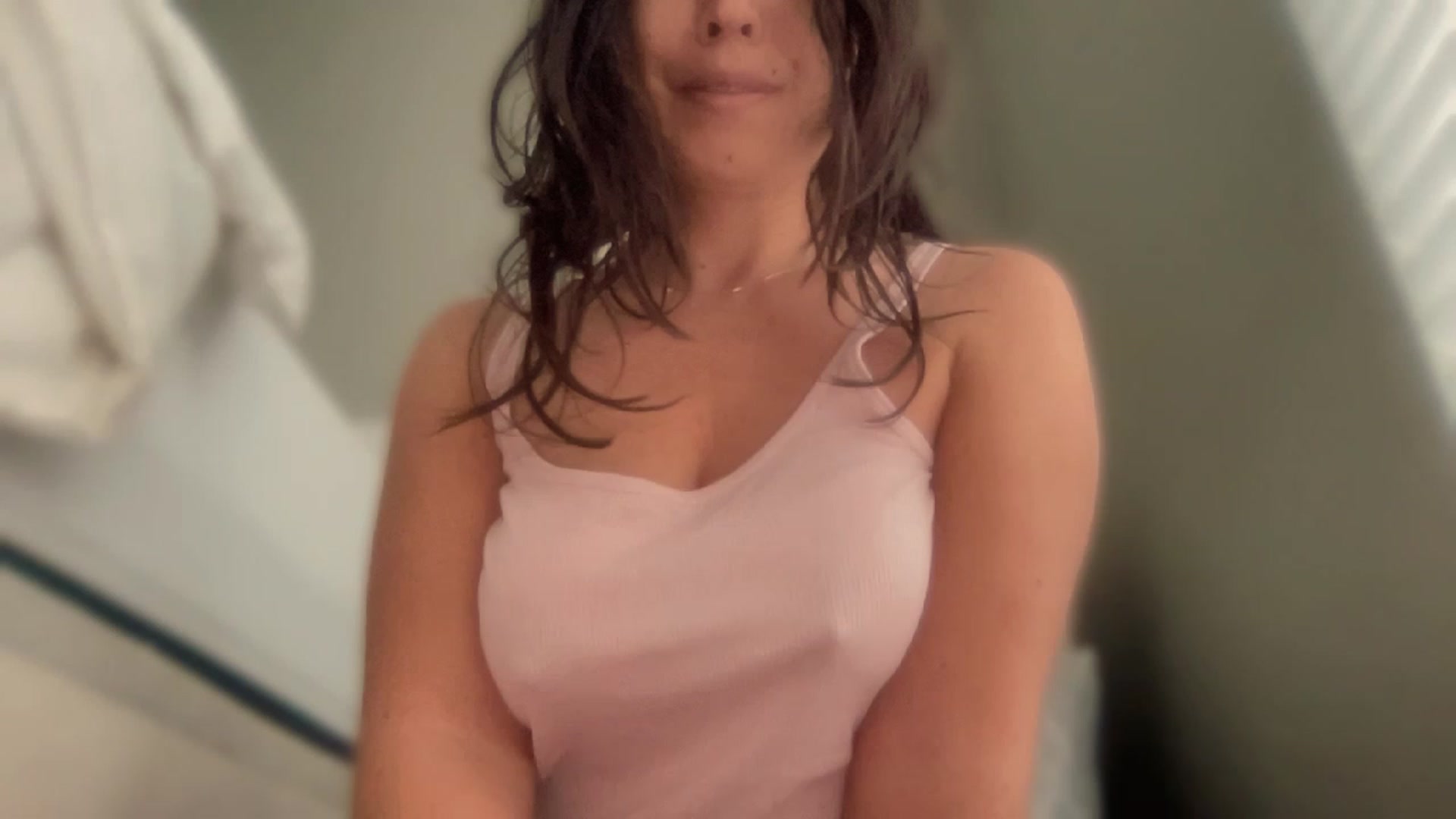 Gallery image thumbnail from olivia_virgo's myfreecams stream on, 12/12/2022, 15:02 image 3 of 20
