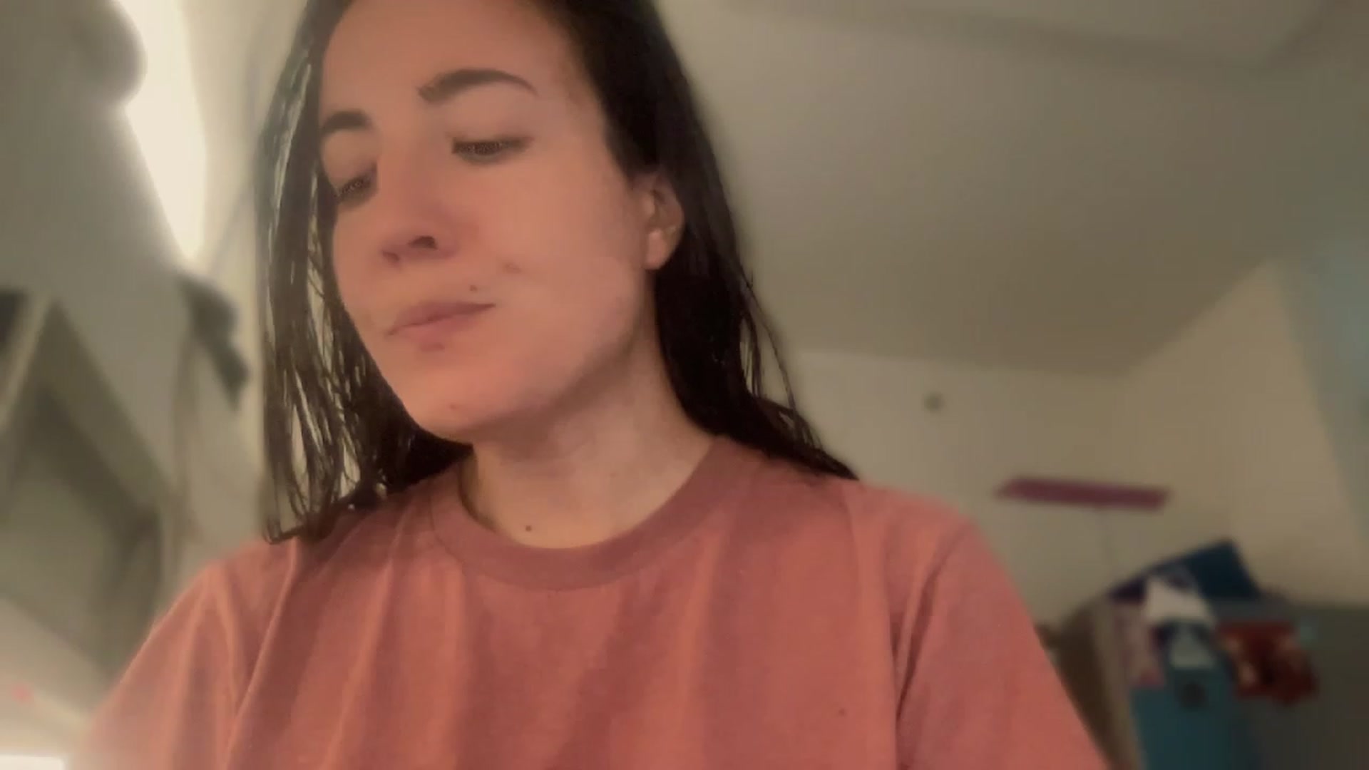 Gallery image thumbnail from olivia_virgo's myfreecams stream on, 12/21/2022, 20:45 image 8 of 20