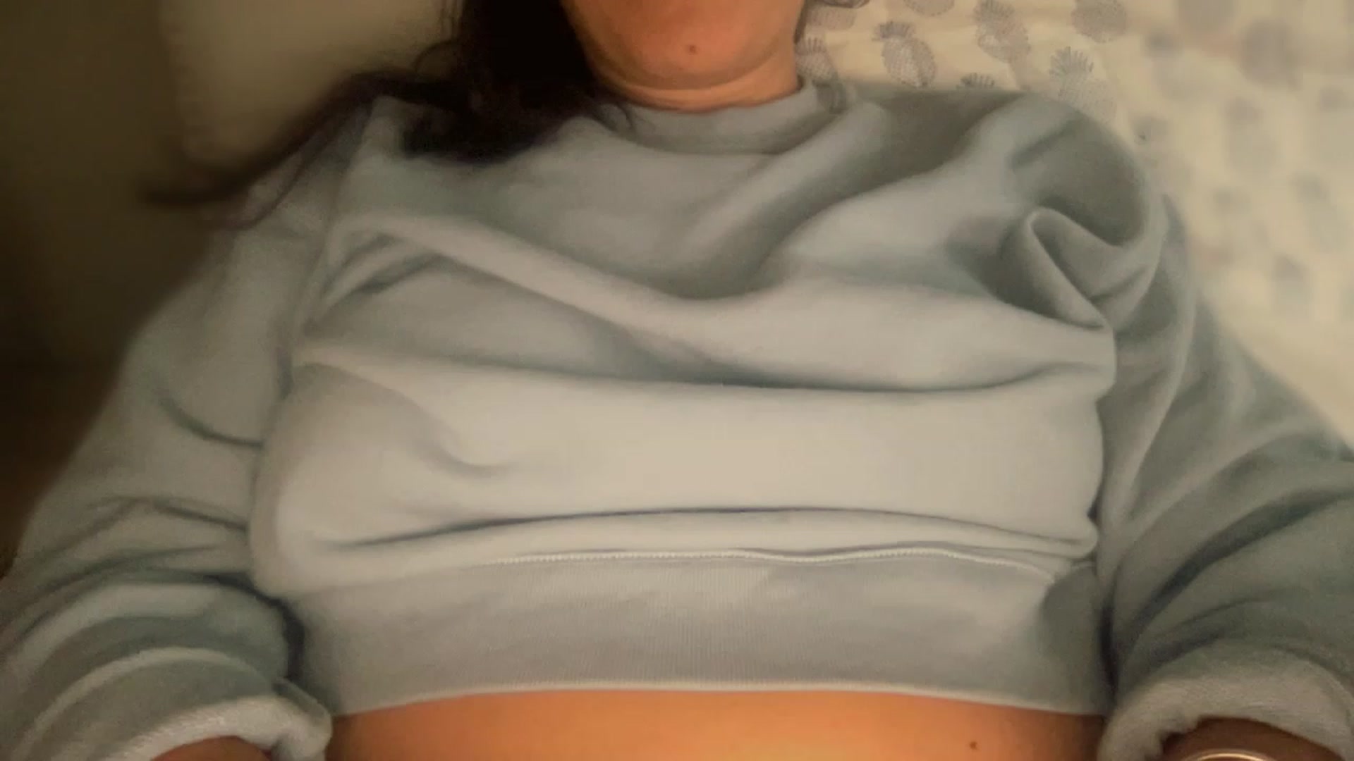Gallery image thumbnail from olivia_virgo's myfreecams stream on, 12/22/2022, 17:14 image 12 of 20
