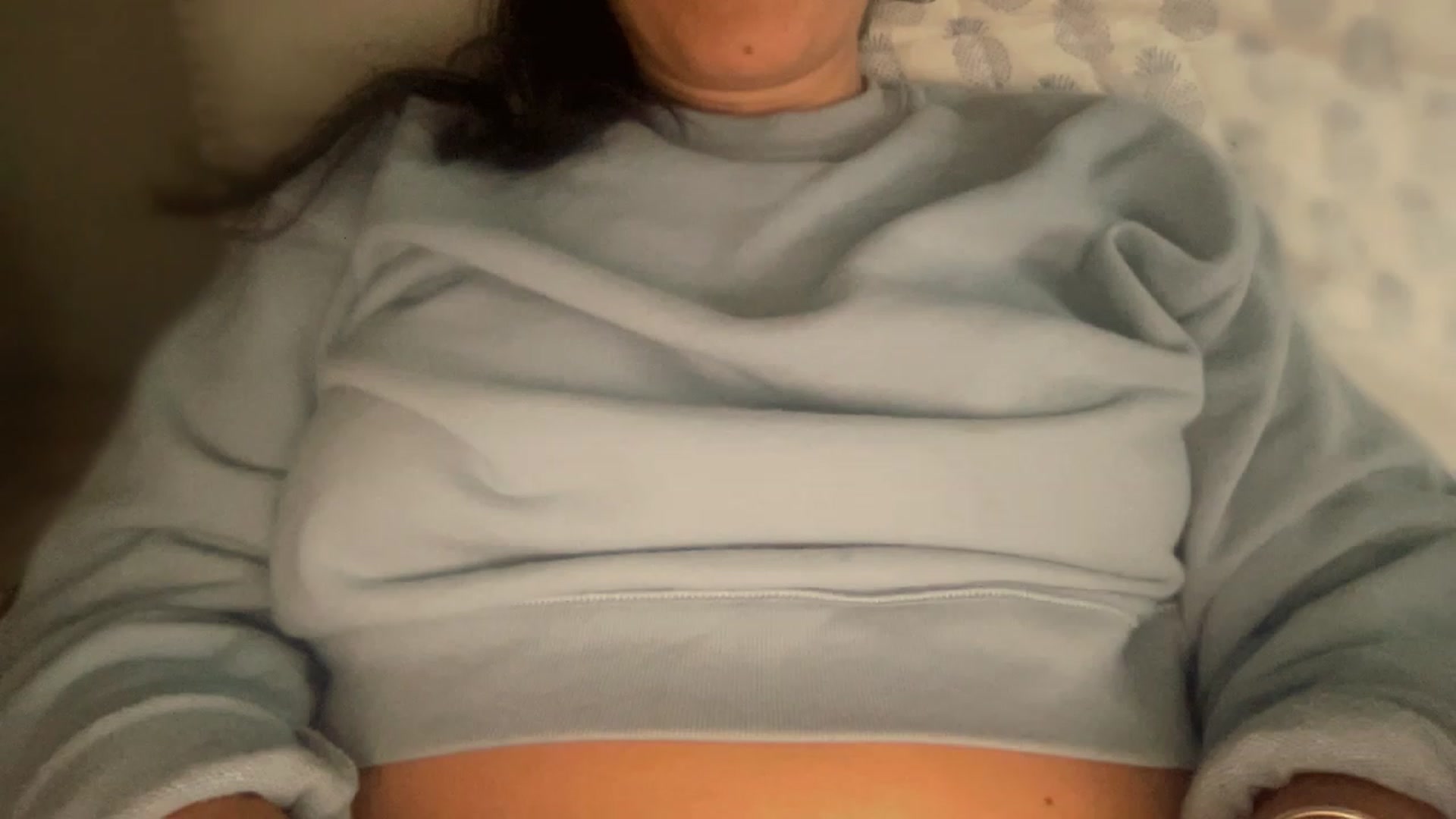 Gallery image thumbnail from olivia_virgo's myfreecams stream on, 12/22/2022, 17:14 image 11 of 20
