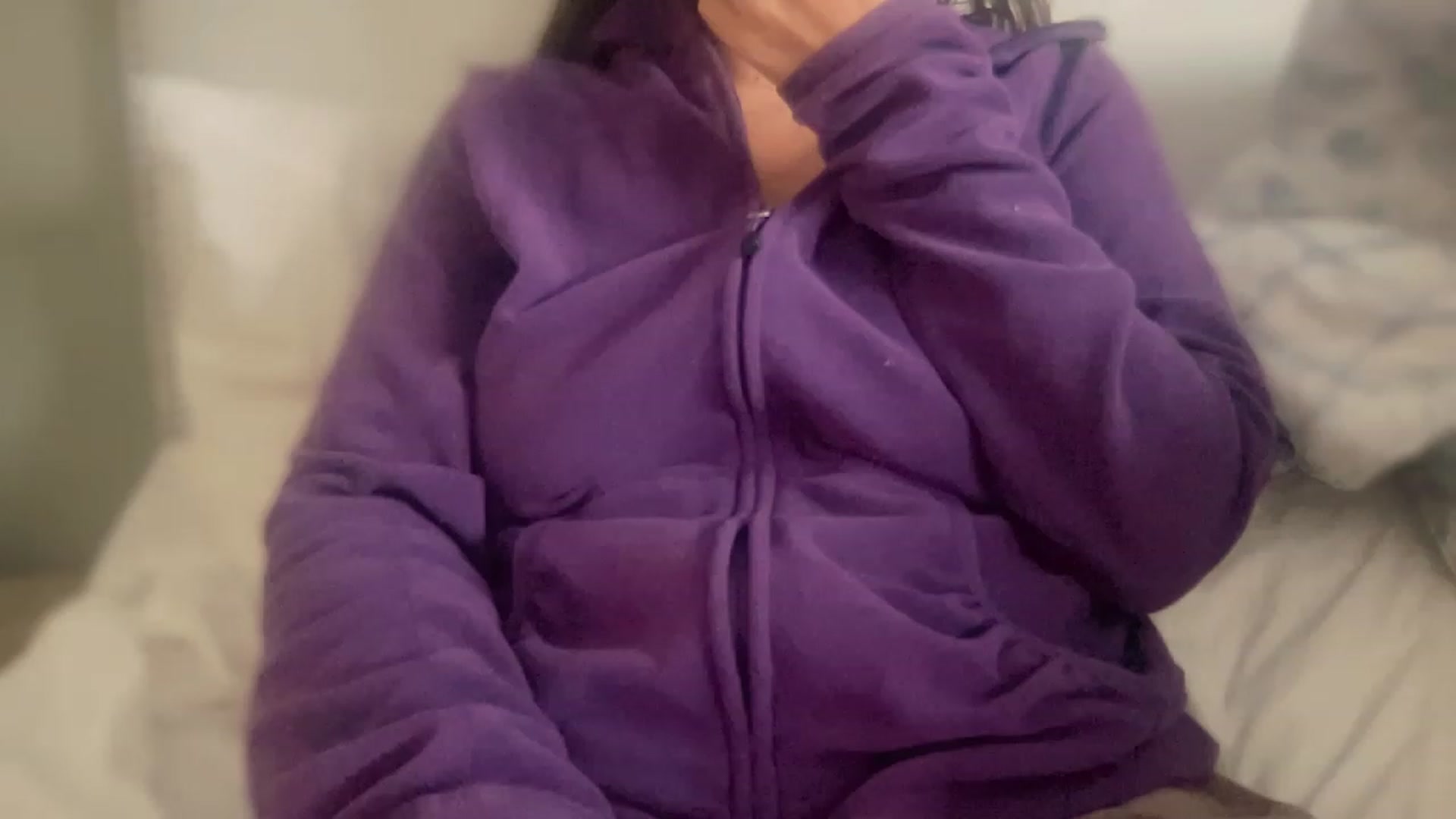 Gallery image thumbnail from olivia_virgo's myfreecams stream on, 12/23/2022, 15:42 image 13 of 20