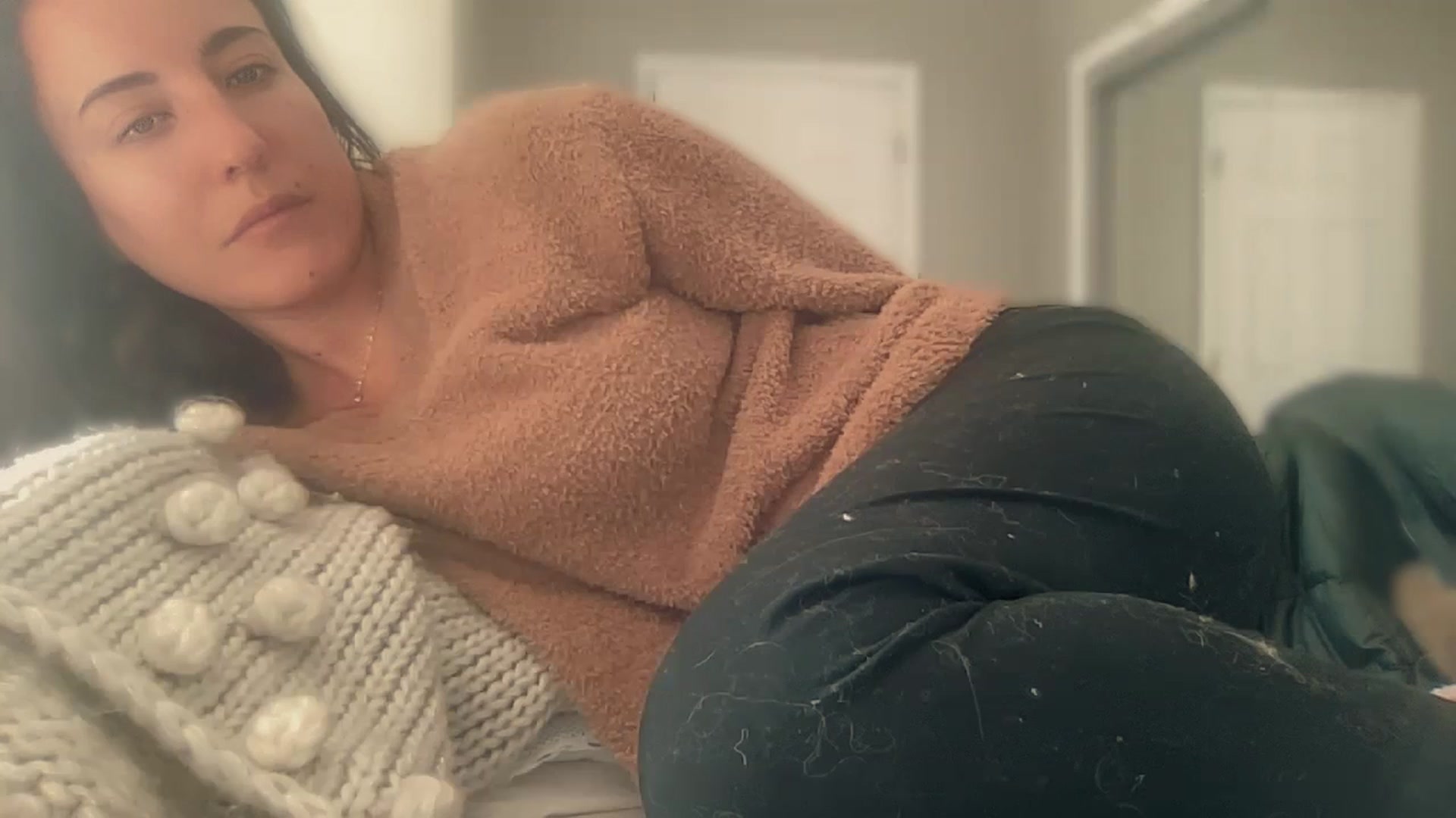 Gallery image thumbnail from olivia_virgo's myfreecams stream on, 12/24/2022, 15:14 image 16 of 20