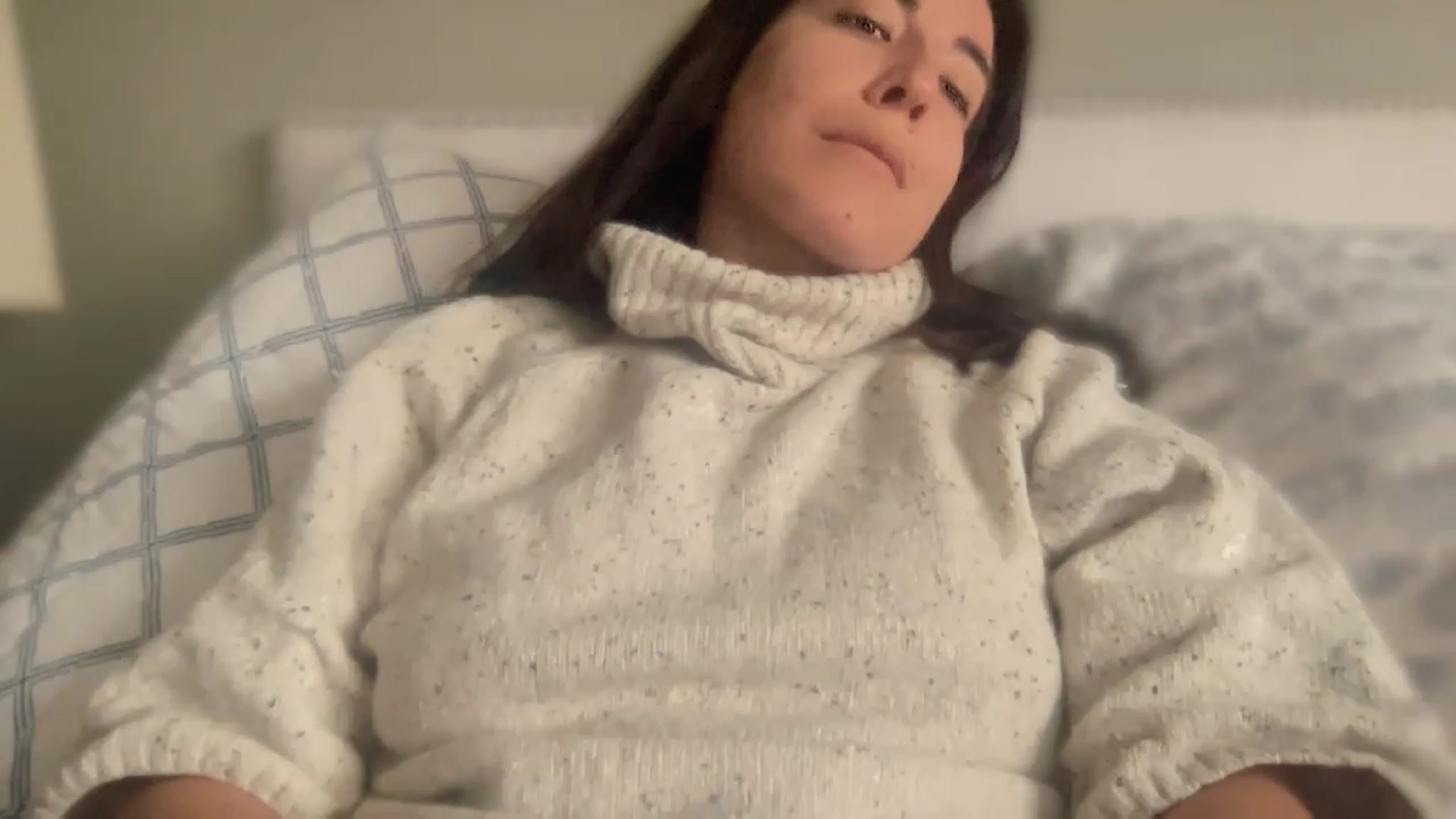 Gallery image thumbnail from olivia_virgo's myfreecams stream on, 01/31/2023, 15:04 image 10 of 20