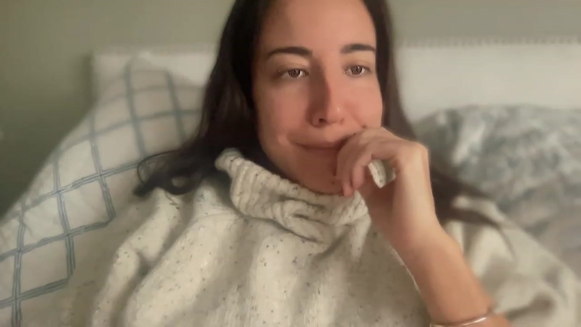 Gallery image thumbnail from olivia_virgo's myfreecams stream on, 01/31/2023, 15:04 image 18 of 20