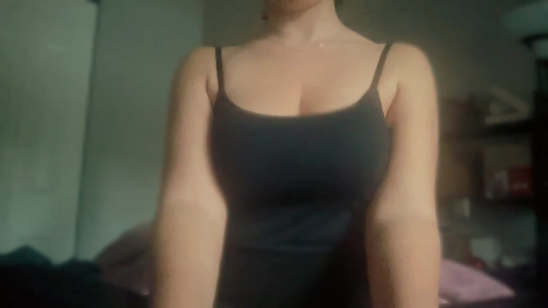 Gallery image thumbnail from olivia_virgo's myfreecams stream on, 02/18/2023, 17:53 image 18 of 20