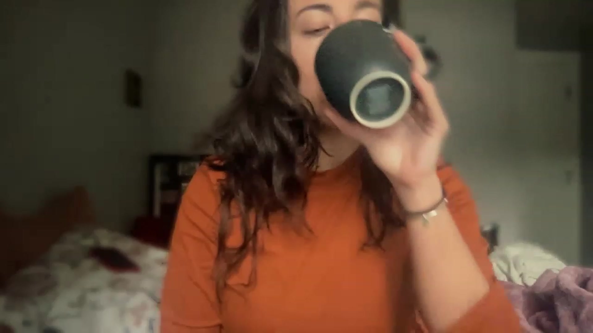 Gallery image thumbnail from olivia_virgo's myfreecams stream on, 02/19/2023, 20:37 image 14 of 20