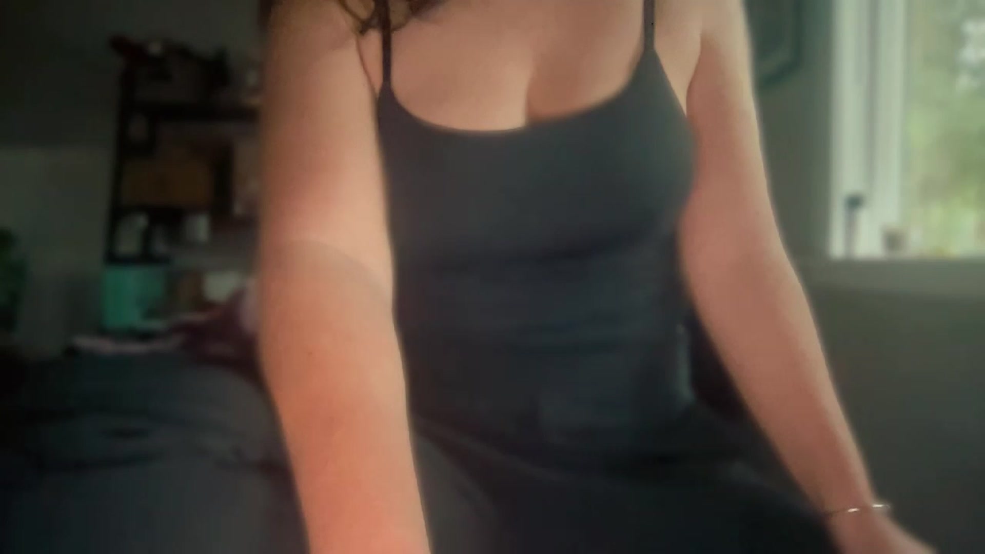Gallery image thumbnail from olivia_virgo's myfreecams stream on, 02/19/2023, 23:06 image 18 of 20
