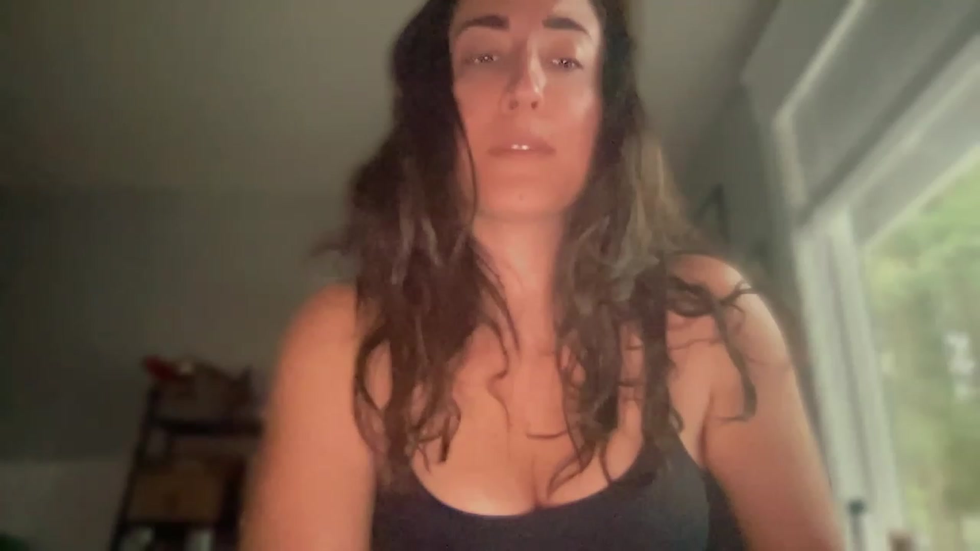 Gallery image thumbnail from olivia_virgo's myfreecams stream on, 02/19/2023, 23:06 image 14 of 20