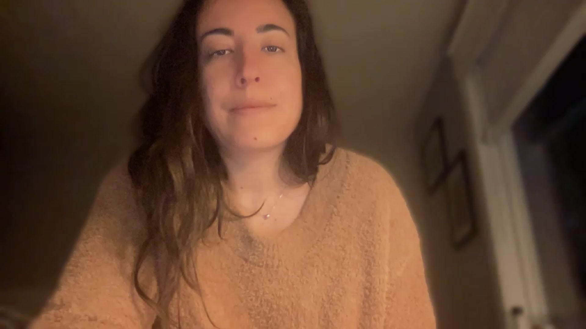 Gallery image thumbnail from olivia_virgo's myfreecams stream on, 02/20/2023, 15:50 image 5 of 20